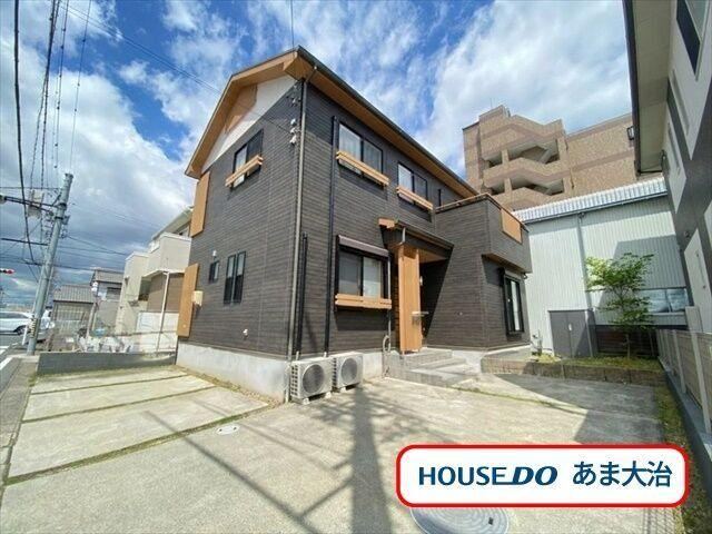 4LDK house in Ama, Aichi - Photo 1