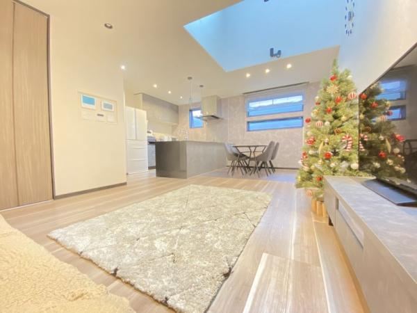 4LDK house in Nishi Ward, Nagoya, Aichi - Photo 1