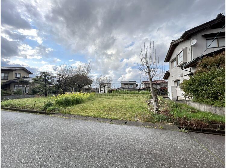 510 m² land in Toyama, Toyama - Photo 1