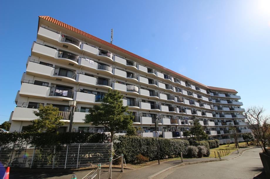 3LDK apartment in Yokosuka, Kanagawa - Photo 1
