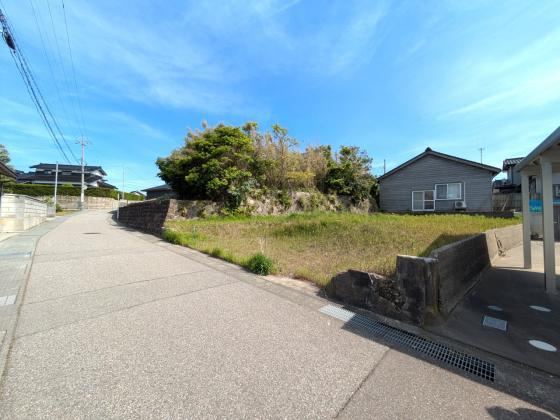 201 m² land in Kahoku, Ishikawa - Photo 1