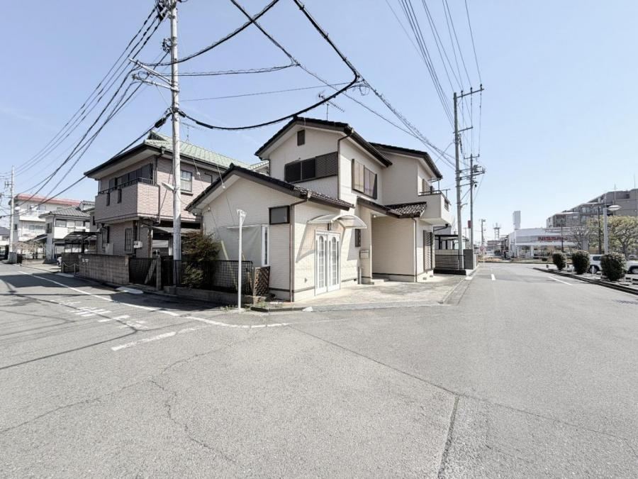 3LDK house in Akiruno, Tokyo - Photo 1