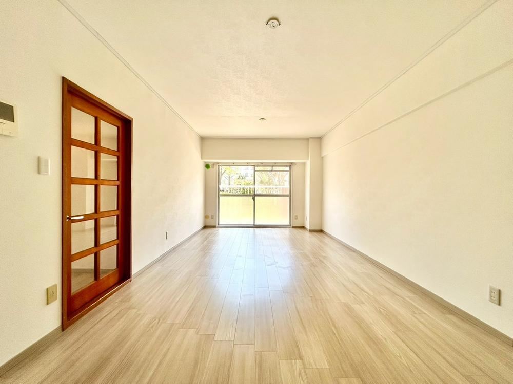 4LDK apartment in Kashiwa, Chiba - Photo 1