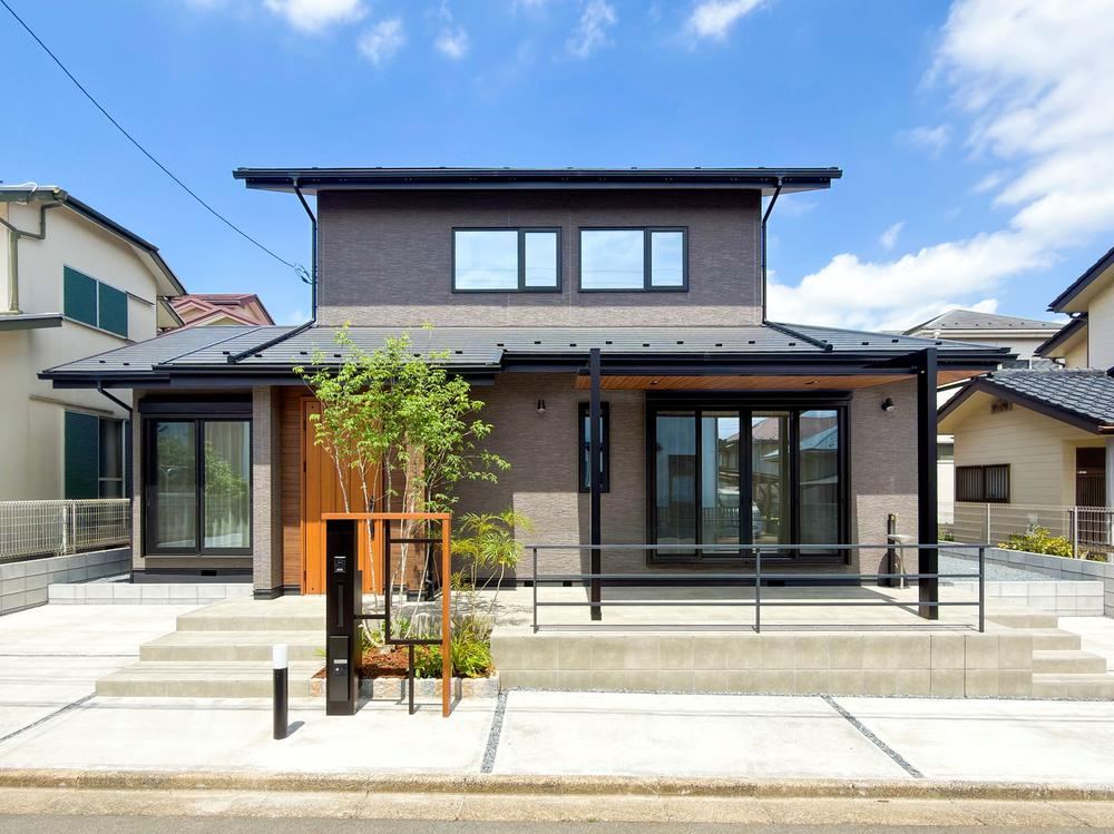 4LDK house in Yachiyo, Chiba - Photo 1