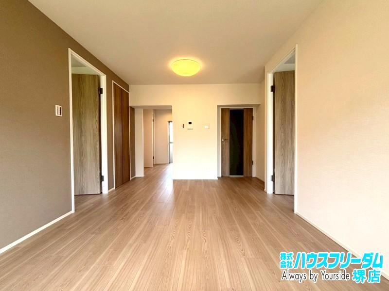 3LDK apartment in Kita Ward, Sakai, Osaka - Photo 1