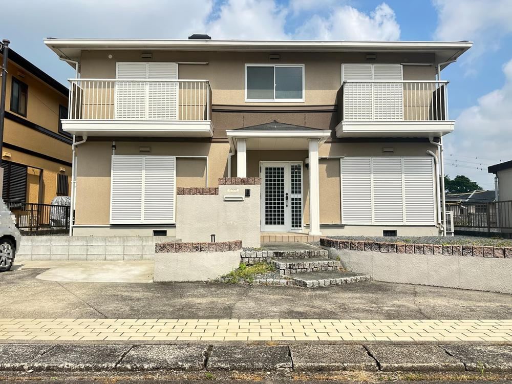 4LDK house in Yokkaichi, Mie - Photo 1