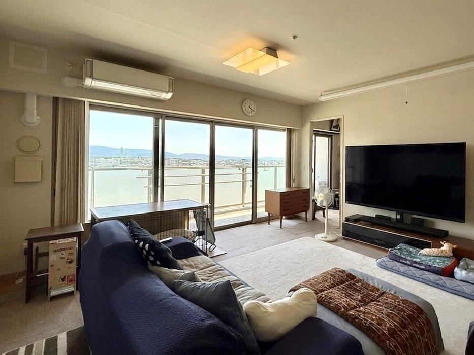 2LDK apartment in Nishi Ward, Sakai, Osaka - Photo 1