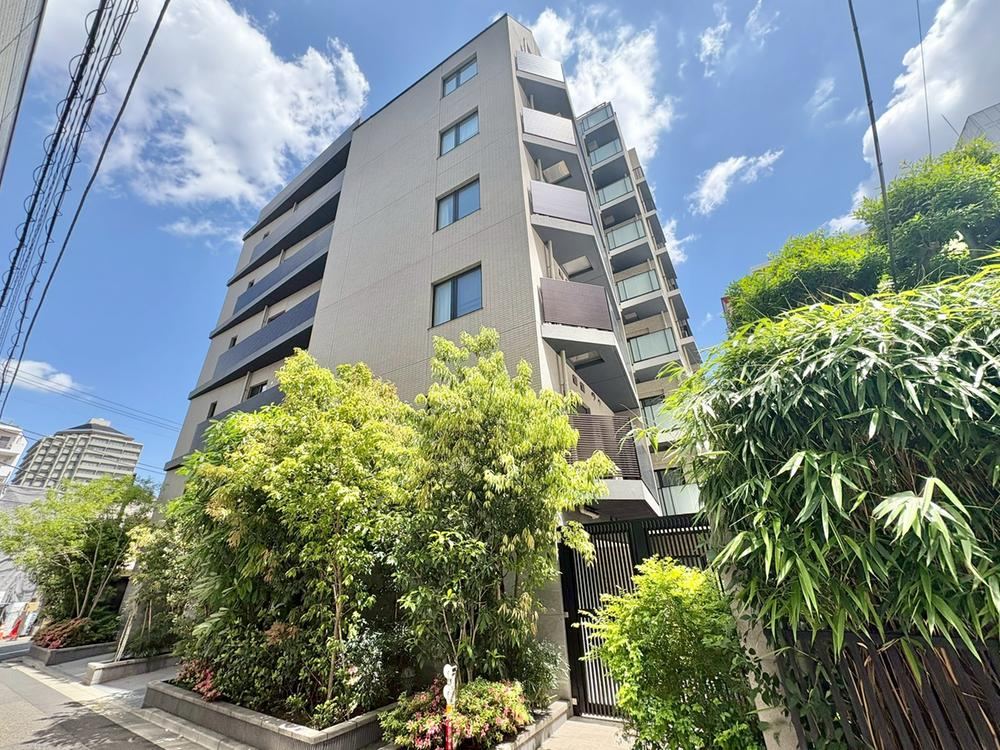 1LDK apartment in Bunkyo Ward, Tokyo - Photo 1