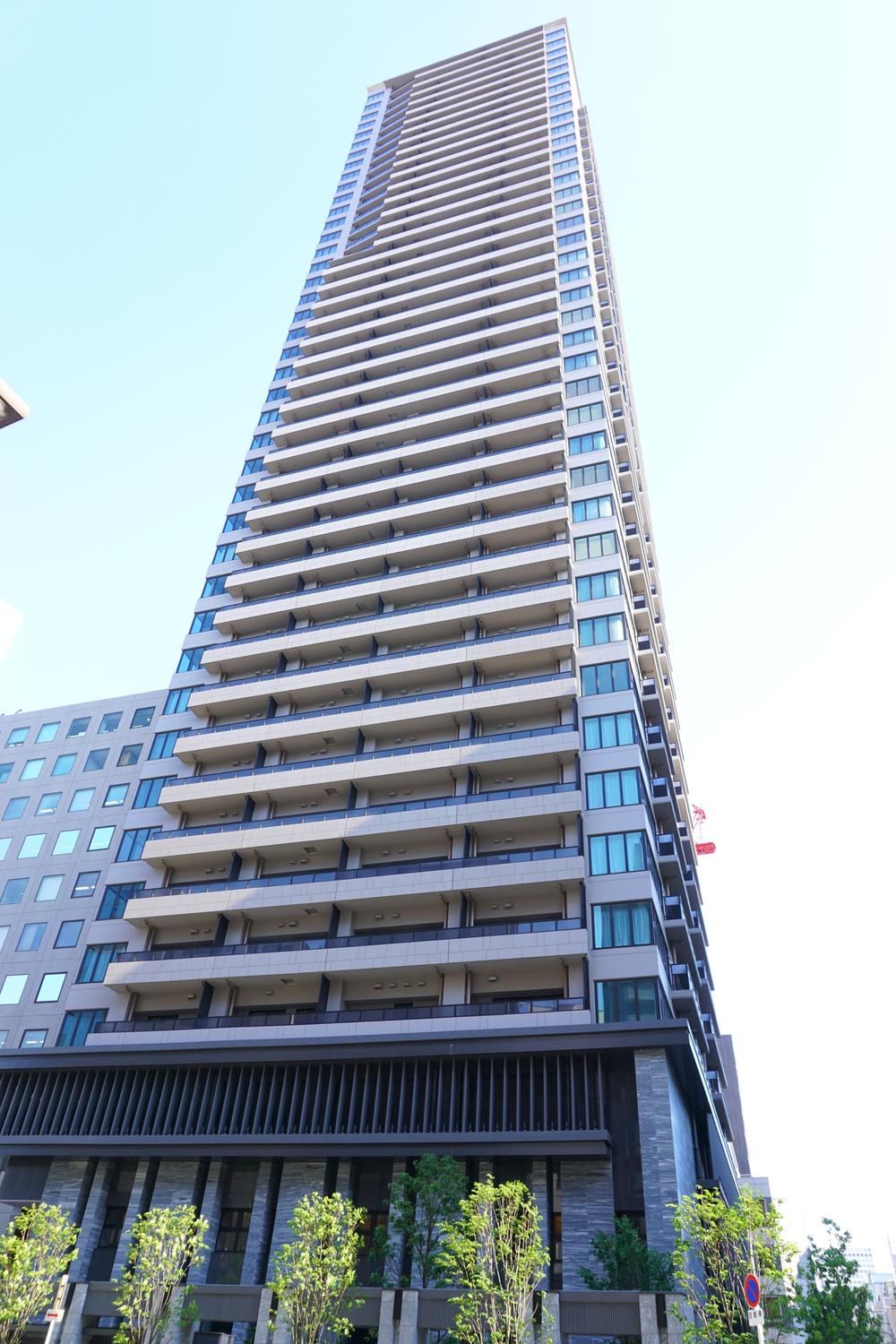 3LDK apartment in Chuo Ward, Osaka - Photo 1