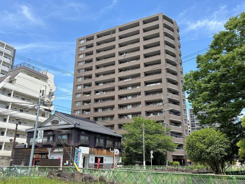 4LDK apartment in Chuo Ward, Kumamoto - Photo 1