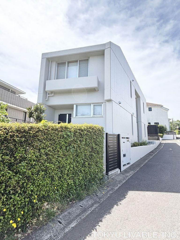 3LDK house in Tama Ward, Kawasaki, Kanagawa - Photo 1