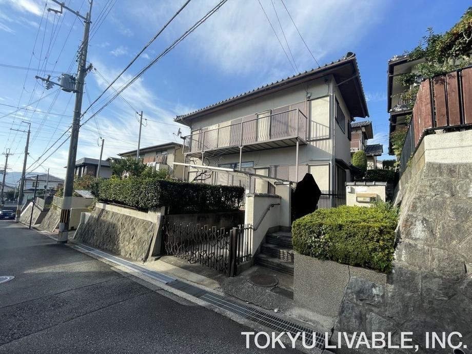 5LDK+S house in Ikeda, Osaka - Photo 1