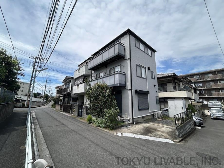 4LDK house in Midori Ward, Saitama - Photo 1