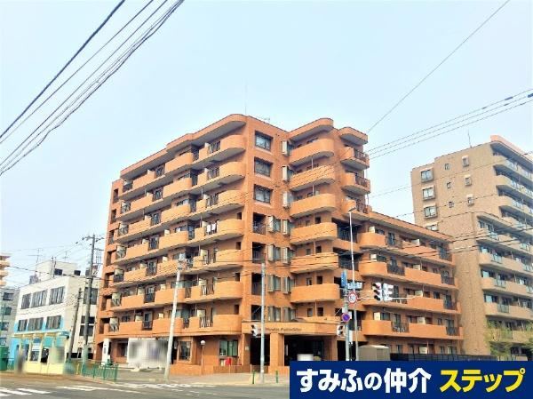 5LDK apartment in Chuo Ward, Sapporo, Hokkaido - Photo 1