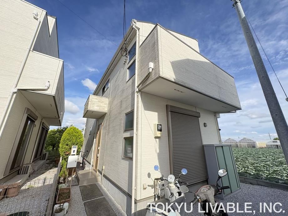 2LDK+2S house in Nerima Ward, Tokyo - Photo 1