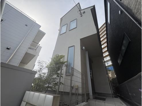 2LDK+S house in Sakae Ward, Yokohama, Kanagawa - Photo 1