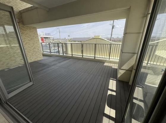 3LDK apartment in Hiratsuka, Kanagawa - Photo 1