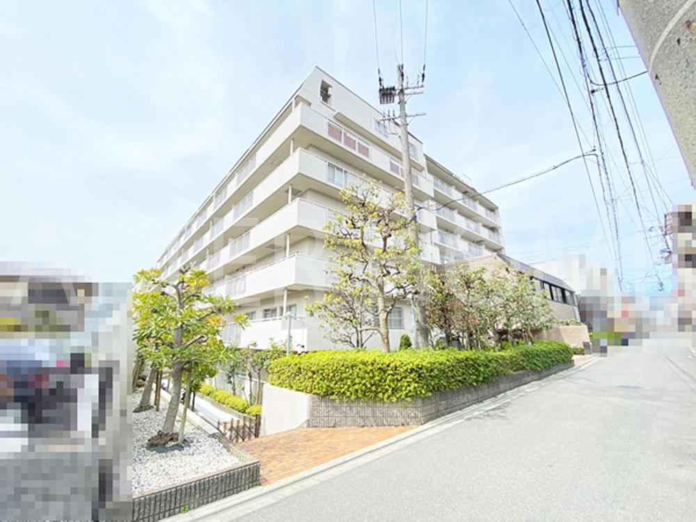 2LDK apartment in Fushimi Ward, Kyoto - Photo 1