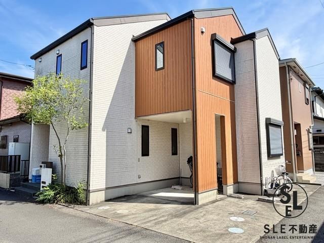4LDK house in Hiratsuka, Kanagawa - Photo 1