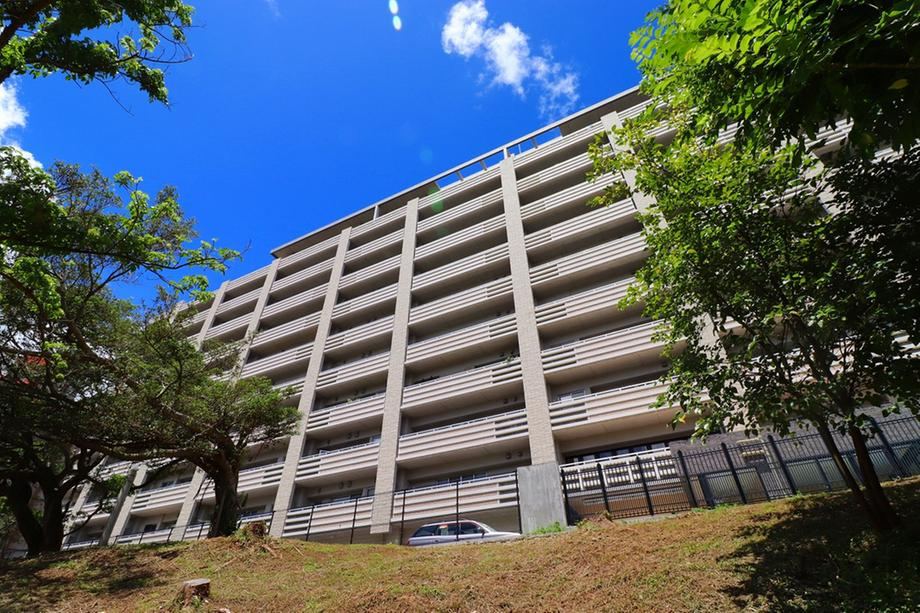 3LDK apartment in Naha, Okinawa - Photo 1