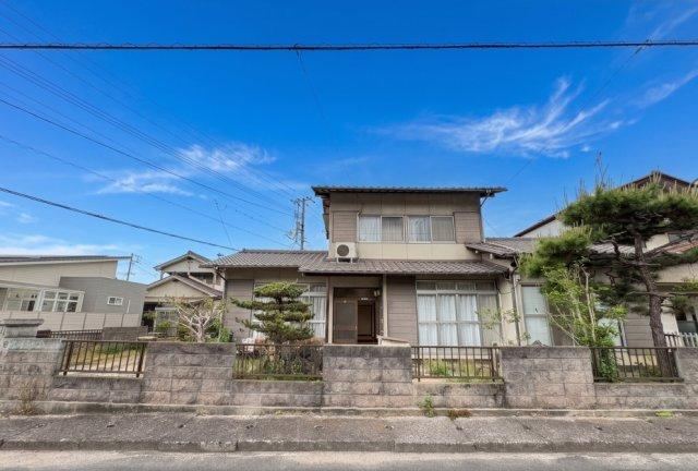 5DK house in Fukuyama, Hiroshima - Photo 1