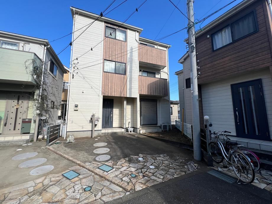 3LDK house in Miura, Kanagawa - Photo 1