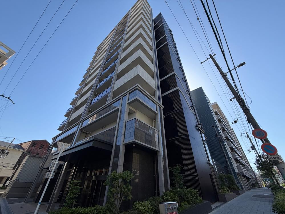 2LDK apartment in Tennoji Ward, Osaka - Photo 1