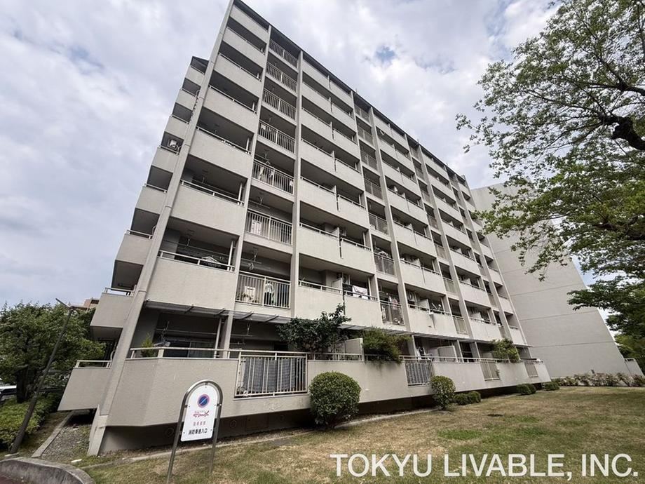 3LDK apartment in Suita, Osaka - Photo 1