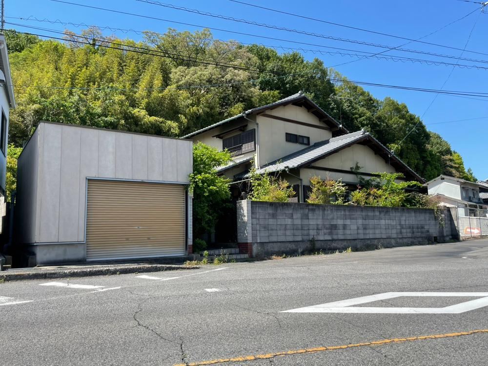 5LDK+S house in Takamatsu, Kagawa - Photo 1