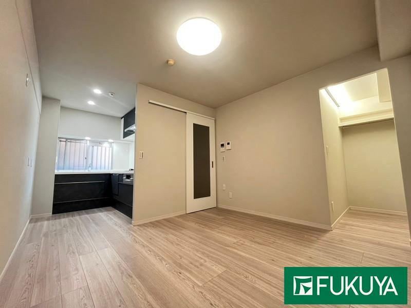 2LDK apartment in Nishi Ward, Osaka - Photo 1