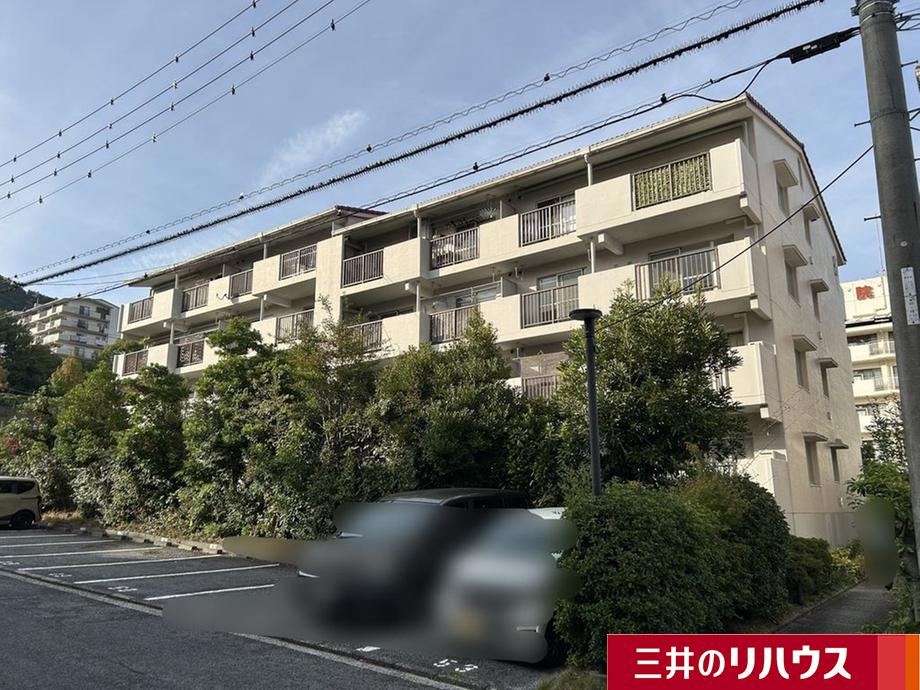 3LDK apartment in Nishi Ward, Hiroshima - Photo 1