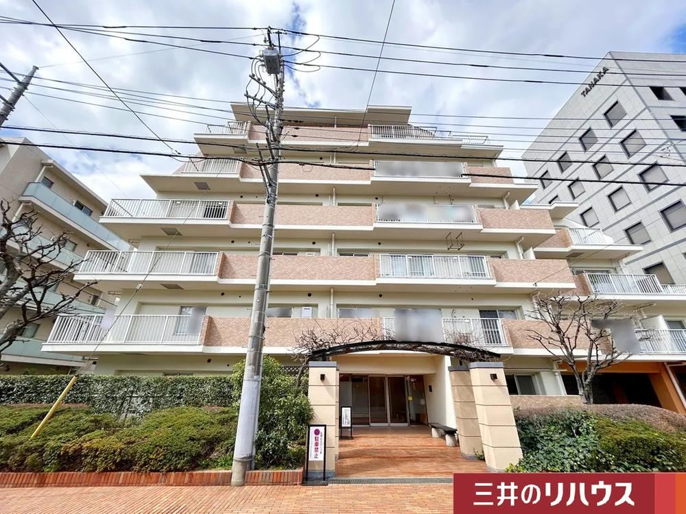 3LDK apartment in Urawa Ward, Saitama - Photo 1