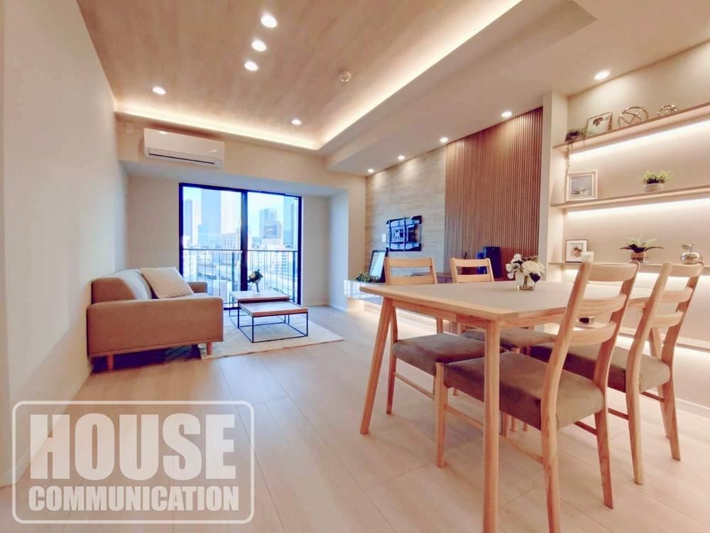 2LDK+S apartment in Toshima Ward, Tokyo - Photo 1
