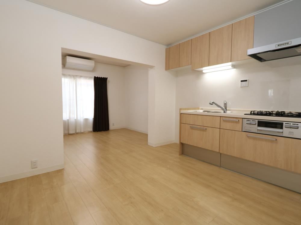 1LDK apartment in Wako, Saitama - Photo 1