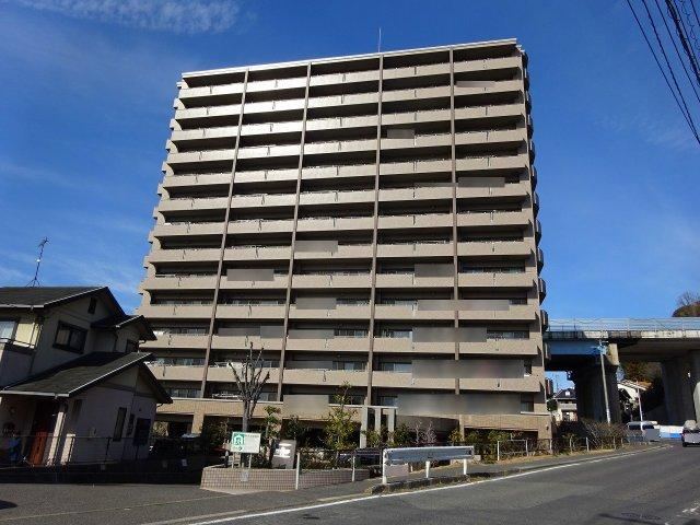 3LDK apartment in Asakita Ward, Hiroshima - Photo 1