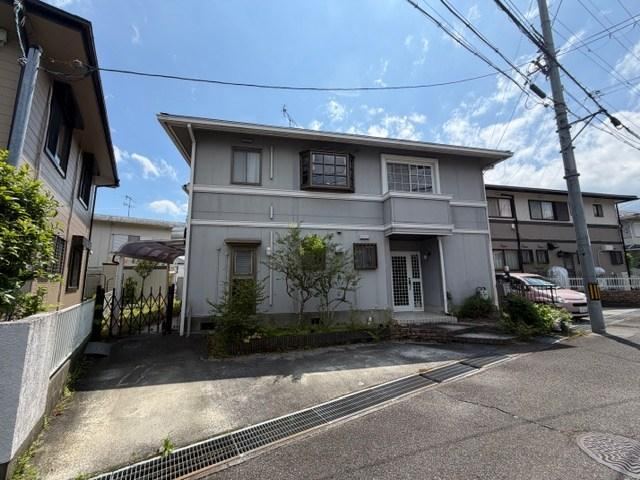 5LDK house in Otsu, Shiga - Photo 1