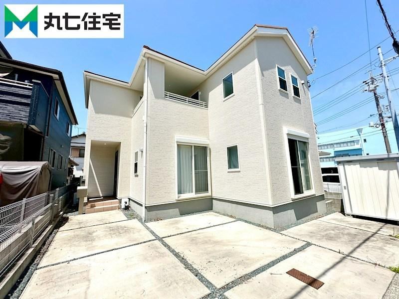 4LDK house in Toyohashi, Aichi - Photo 1