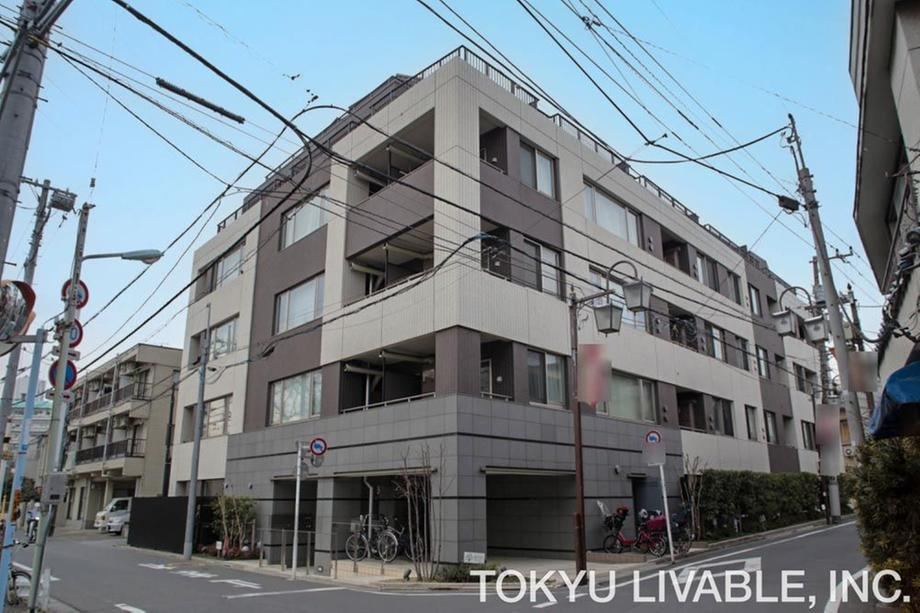 2LDK apartment in Suginami Ward, Tokyo - Photo 1