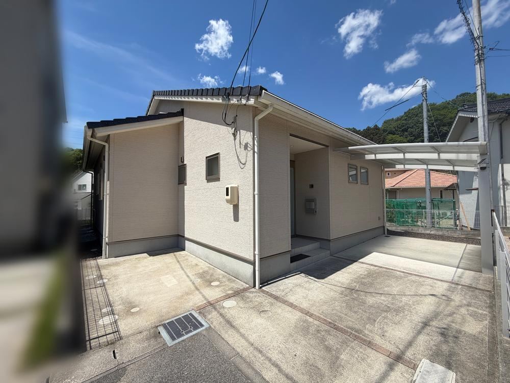 3LDK house in Aki Ward, Hiroshima - Photo 1