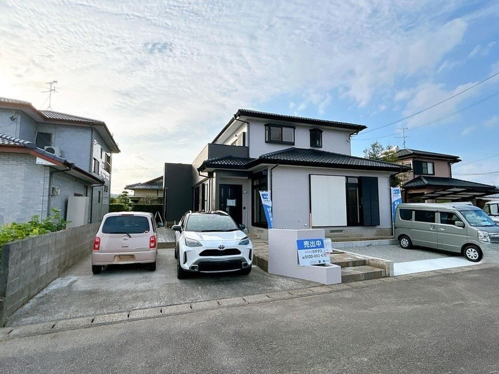 5LDK house in Takanabe, Koyu District, Miyazaki - Photo 1