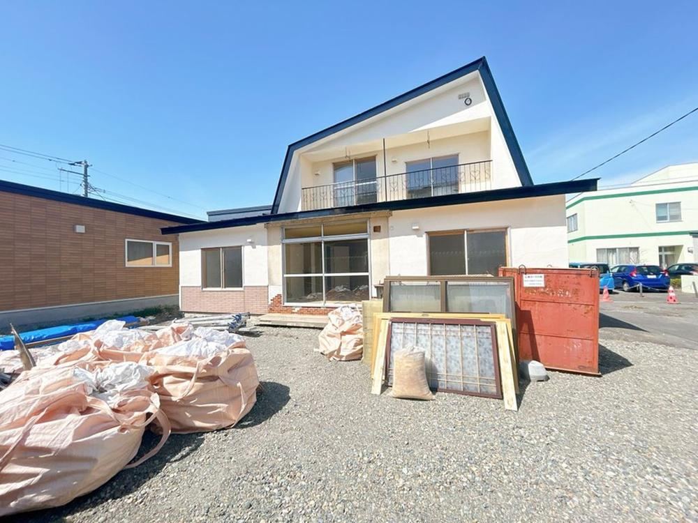 4LDK house in Obihiro, Hokkaido - Photo 1