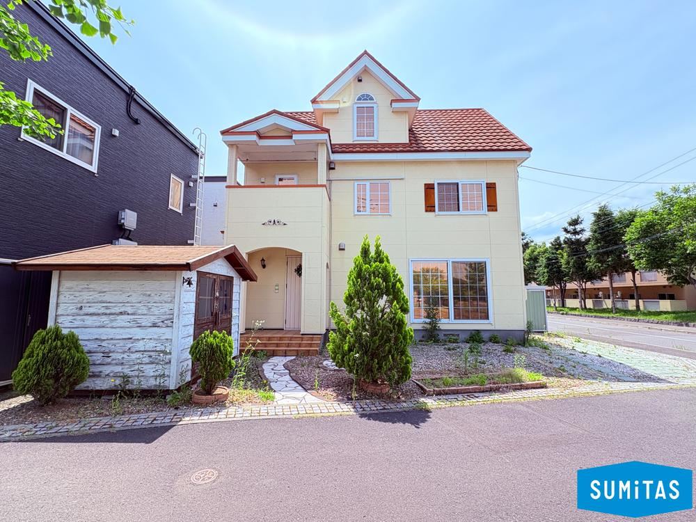 6LDK house in Teine Ward, Sapporo, Hokkaido - Photo 1