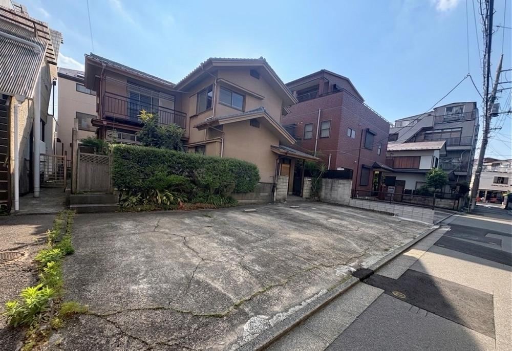 230 m² land in Edogawa Ward, Tokyo - Photo 1