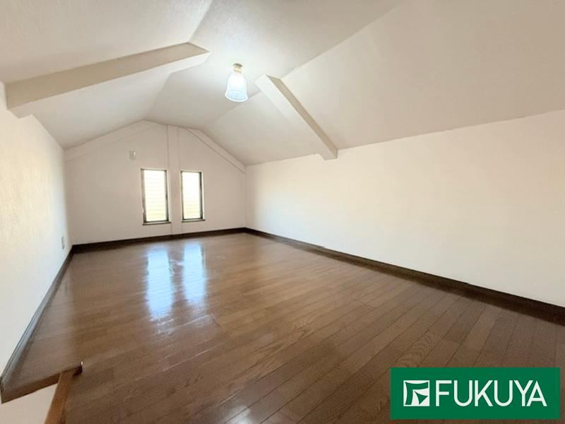 4LDK house in Higashiosaka, Osaka - Photo 1