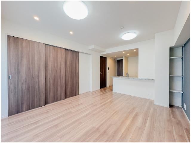 3LDK apartment in Koto Ward, Tokyo - Photo 1