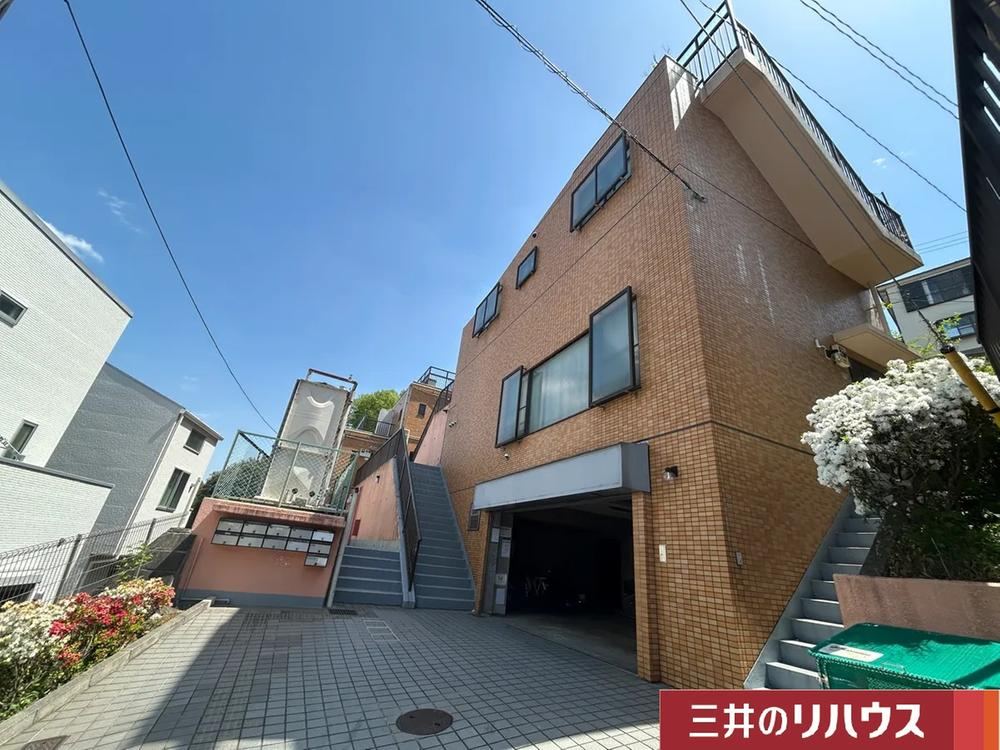 2DK apartment in Asao Ward, Kawasaki, Kanagawa - Photo 1