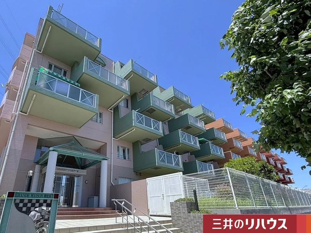 2LDK+S apartment in Kanazawa Ward, Yokohama, Kanagawa - Photo 1