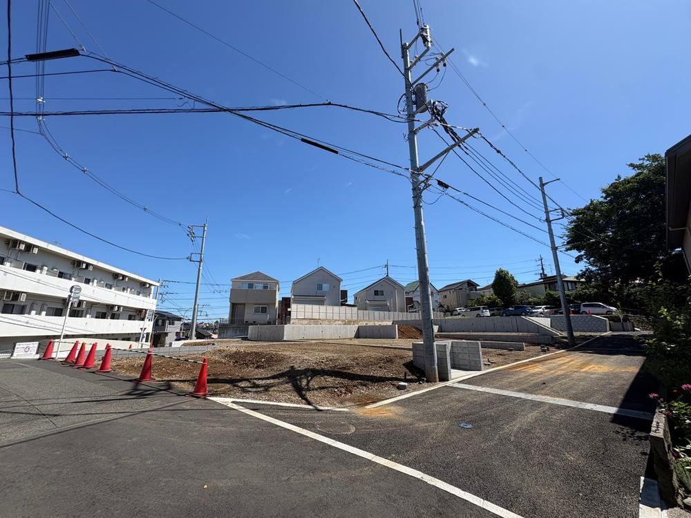 100 m² land in Zama, Kanagawa - Photo 1