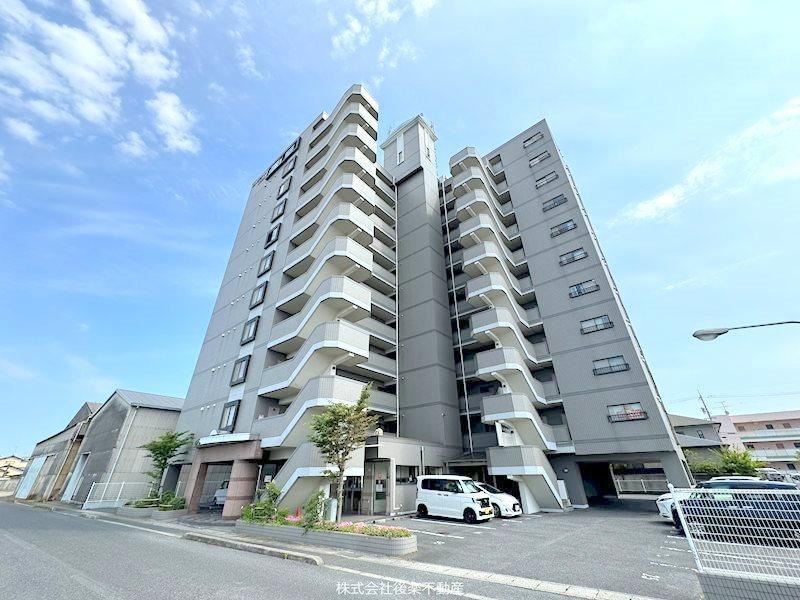 3LDK apartment in Minami Ward, Okayama - Photo 1