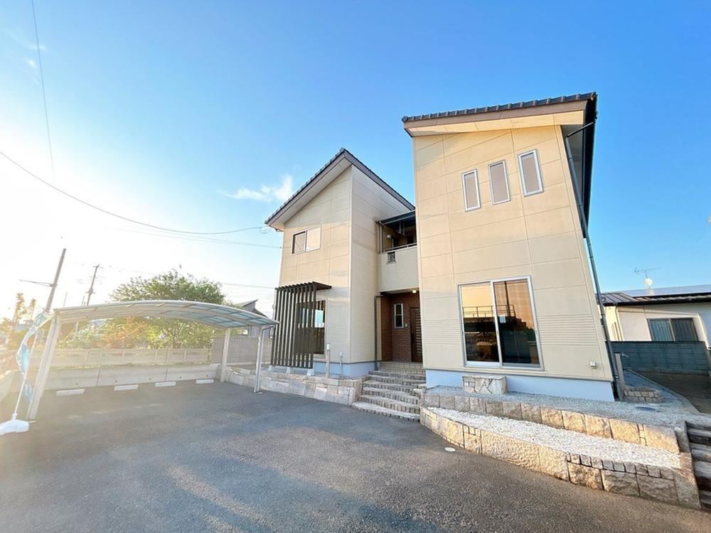 5LDK+S house in Kiryu, Gunma - Photo 1